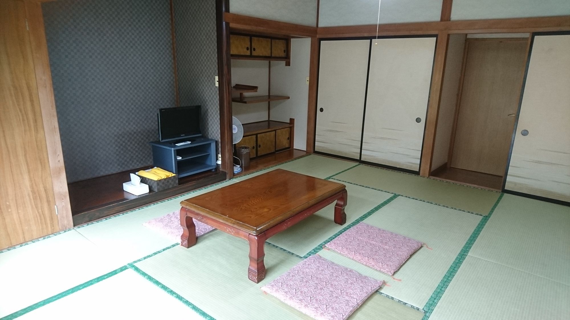 Villa Yamanami Яманакако Екстериор снимка